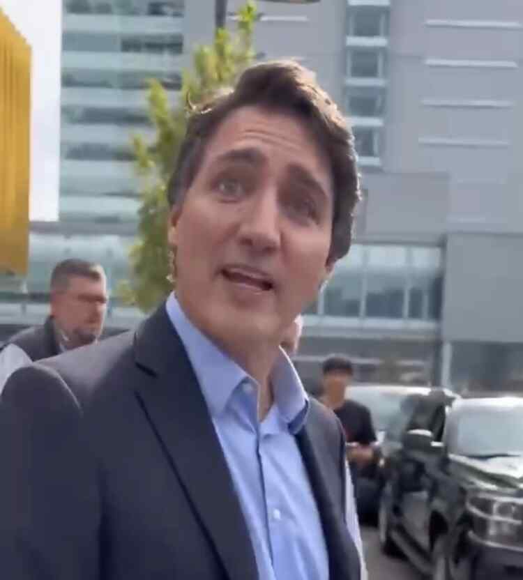 Ein Mann beschimpfte Kanadas Premierminister