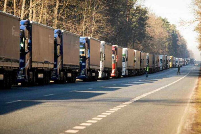 Slowakische Spediteure blockieren den Transport von Lastwagen aus der Ukraine