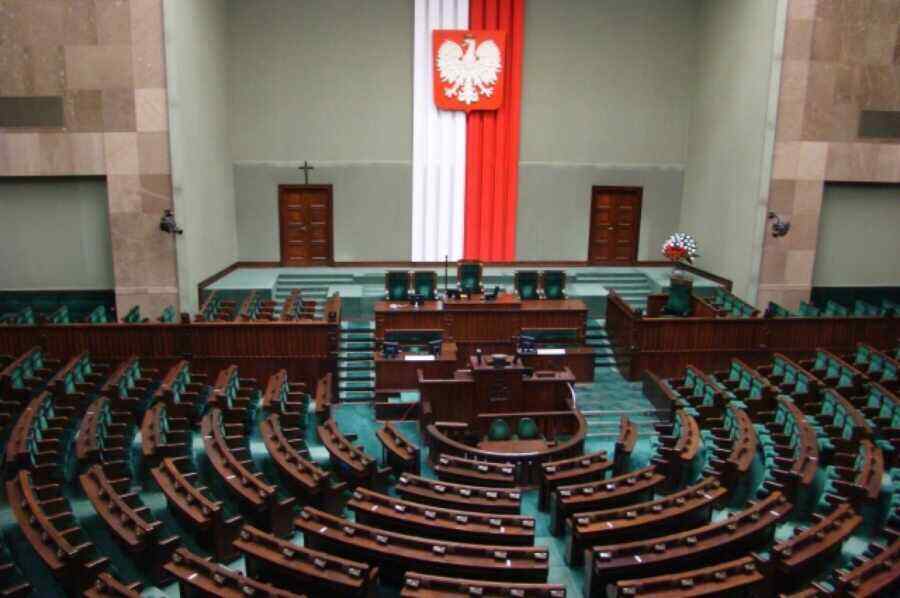 Der polnische Sejm hat die Aussetzung der Teilnahme am KSE-Vertrag beschlossen